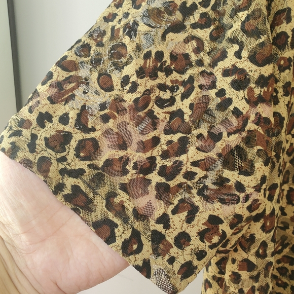 Leopard print lace top - Picture 2 of 3
